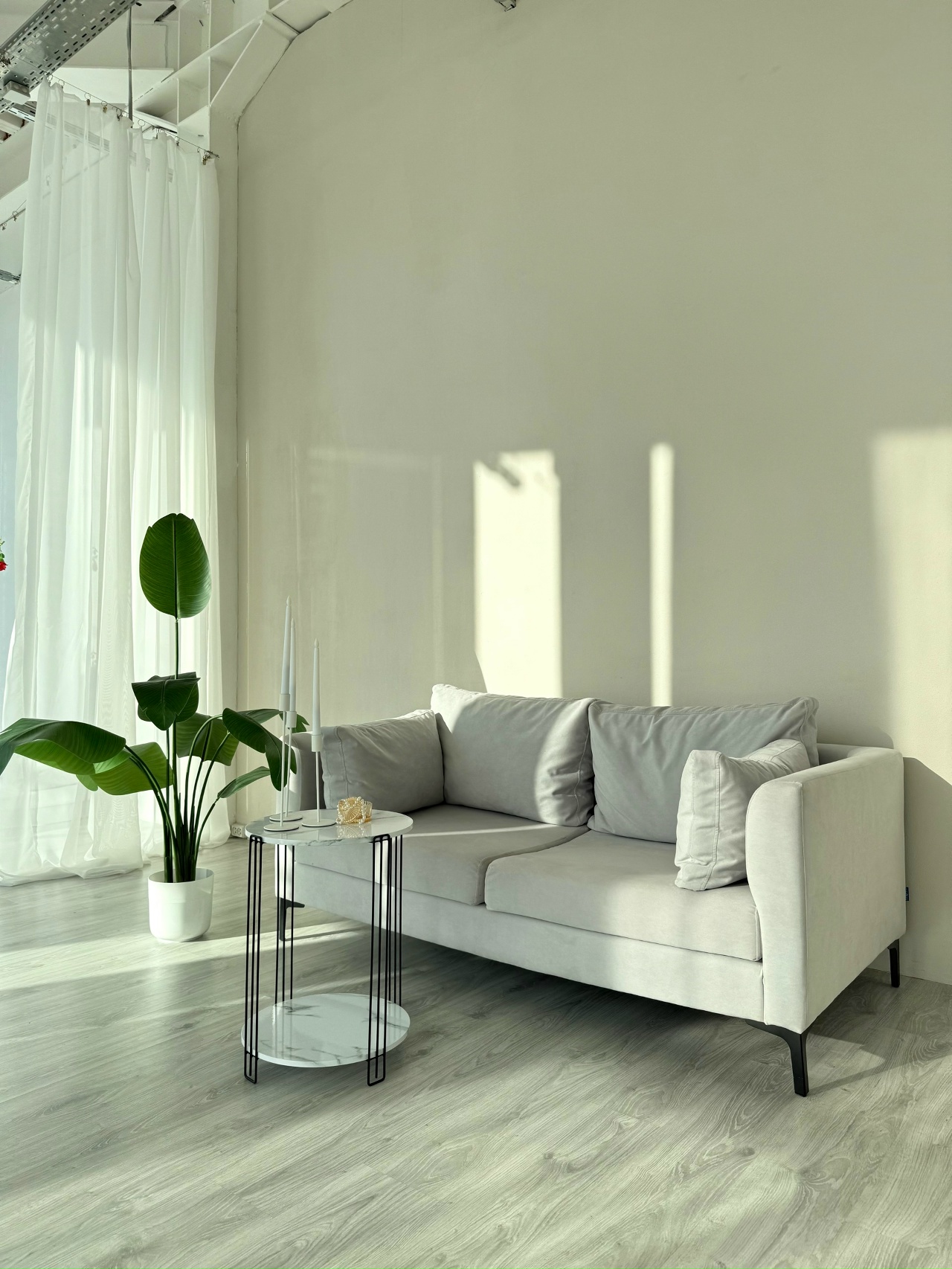 Интерьер студии 817